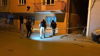 Boand einin evine gitti: Kardei tarafndan vuruldu