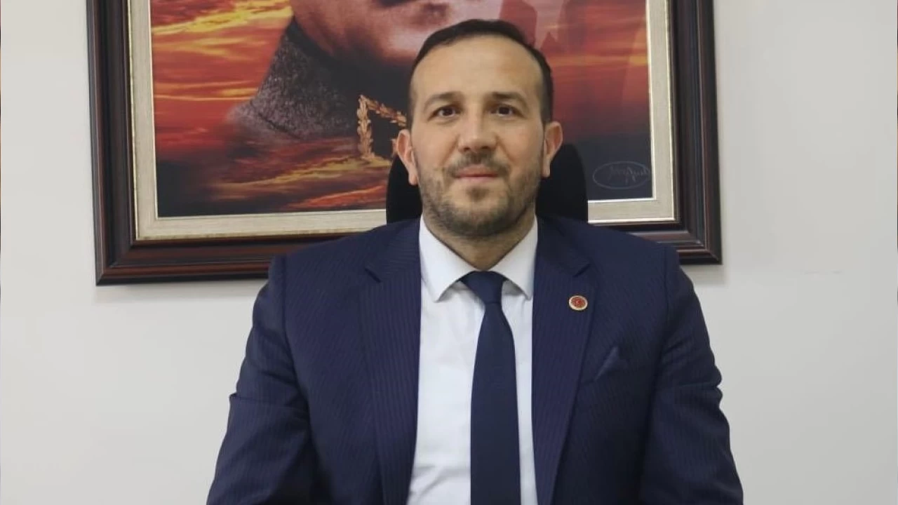  BTP Genel Ba�kan Yard�mc�s� L�tfullah �nder, "Bir yandan �srail�i ter�r devleti ilan edip, di�er yandan ticari ve askeri ili�kilerinizi s�rd�r�yorsan�z bu samimiyetsizliktir" dedi