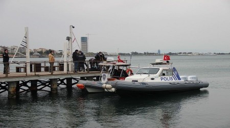 Bu da oldu! Oltaya ceset takıldı