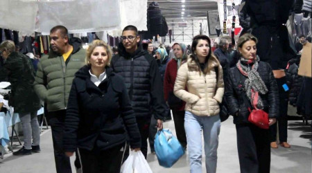 Bulgarlar giysi ve deterjann Krklareli'den karlyor