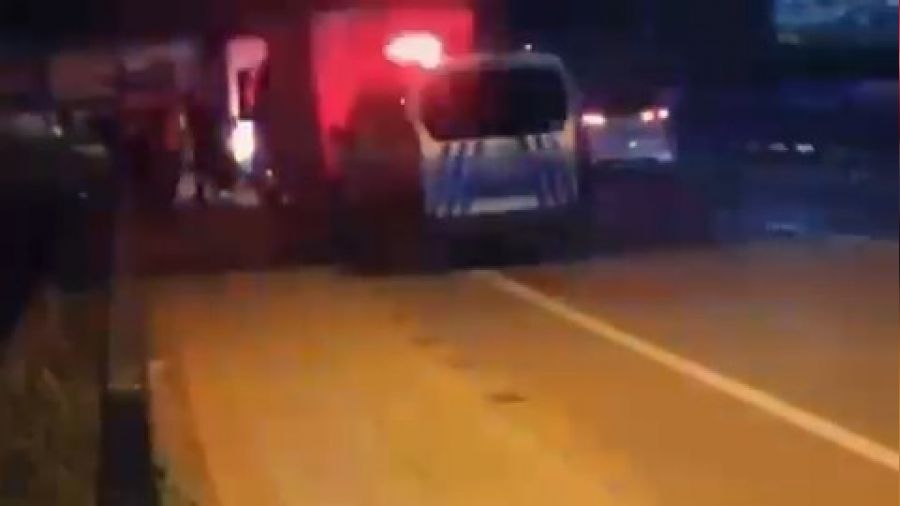 Bursa'da 70 ya��ndaki bir ki�i 10 metrelik k�pr�den atlad�