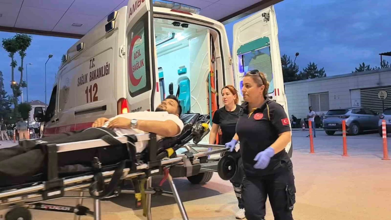 Bursa'da bıçaklı kavga: 1 ağır yaralı