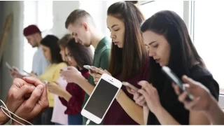 Cep telefonu bamll hafzada zayflamaya neden oluyor