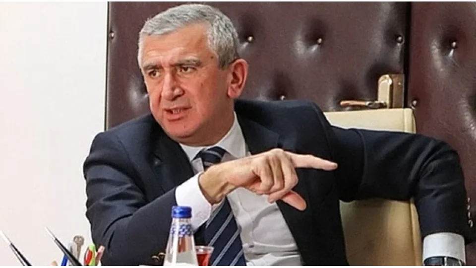 CHP'li belediye ba�kan� 'irtikap'tan tutukland�