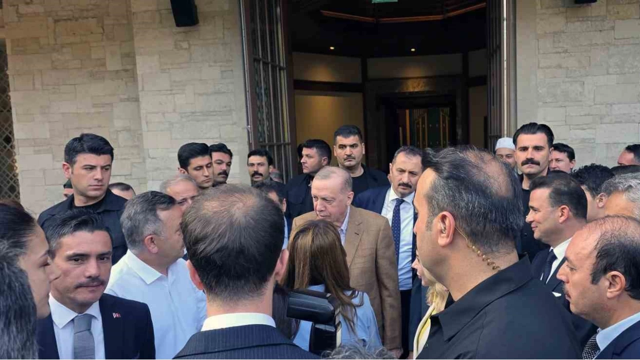 Cumhurbaşkanı Erdoğan Bayram namazını Marmaris'te kıldı