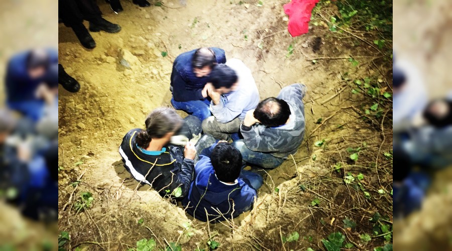 Define avclar kazdklar kuyuda yakaland   