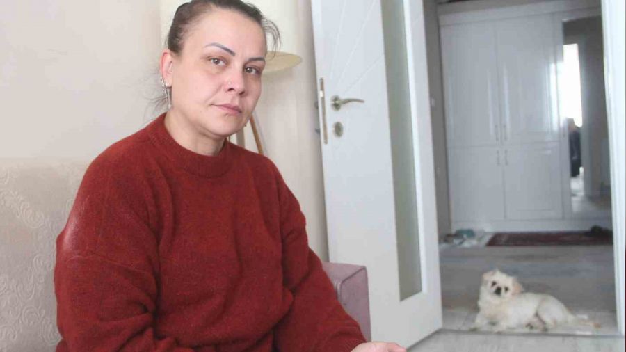 Depremin da��tt��� hayatlar: Enkazda bulamad��� o�lunu ar�yor