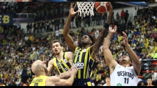 Derbiyi kazanan Fenerbahçe finalde