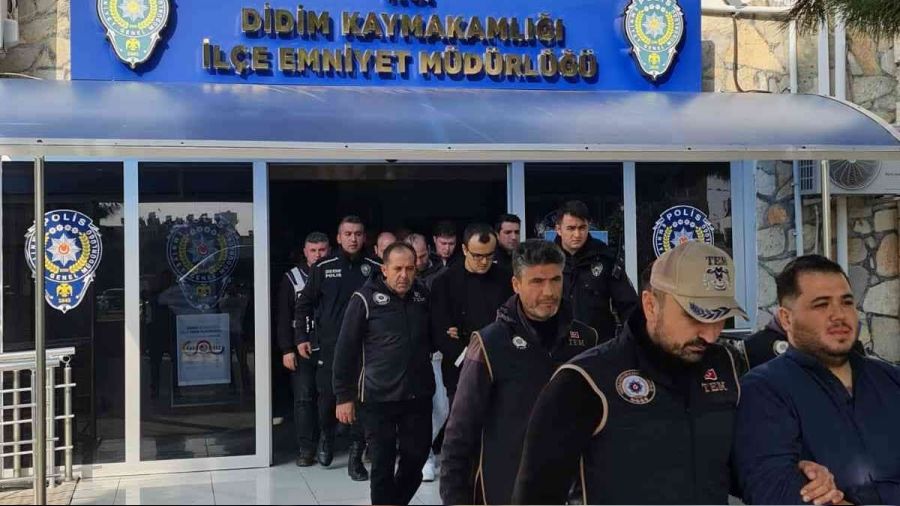 Didim'de yakalanan 9 FETÖ üyesinden 5'i tutuklandı