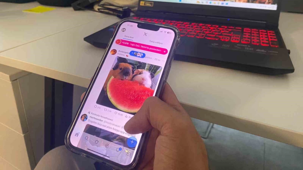 Dikkat: 'Her 'like' milyonlara bedel olabiliyor'