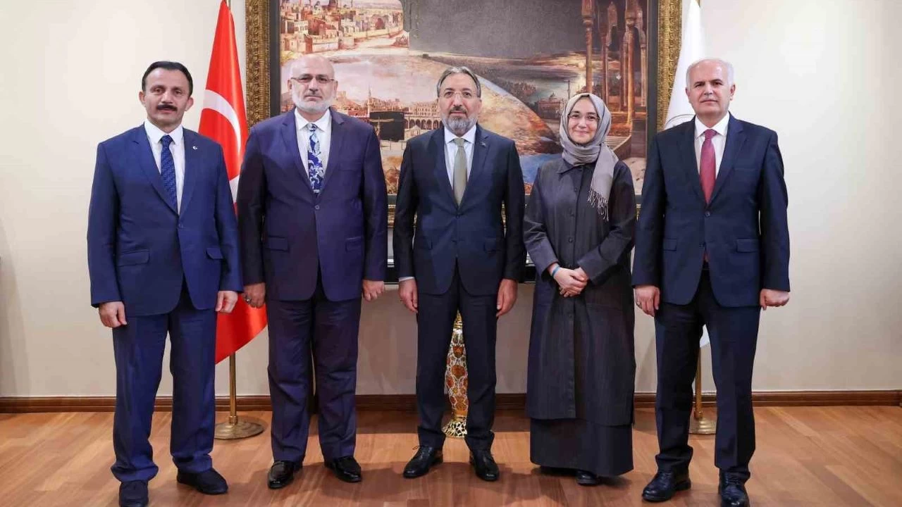 Diyanet İşleri Başkan Yardımcılığına atanan isimler görevi devraldı