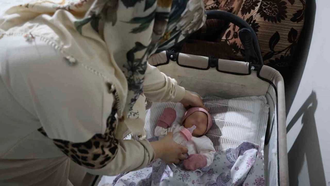 Diyarbak�r'da yeni do�an bebekler kar��t�r�ld�