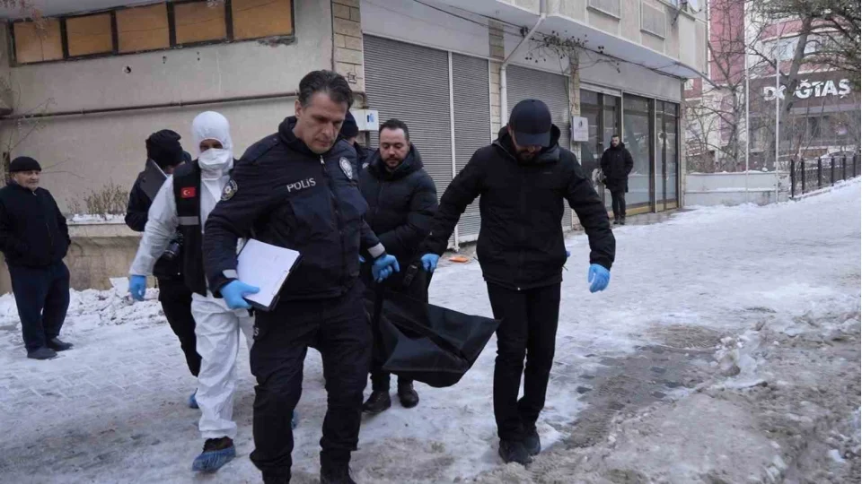 Do�. Dr. Bayram �a�lar'�n ��pheli �l�m� otopsi sonras� netlik kazanacak