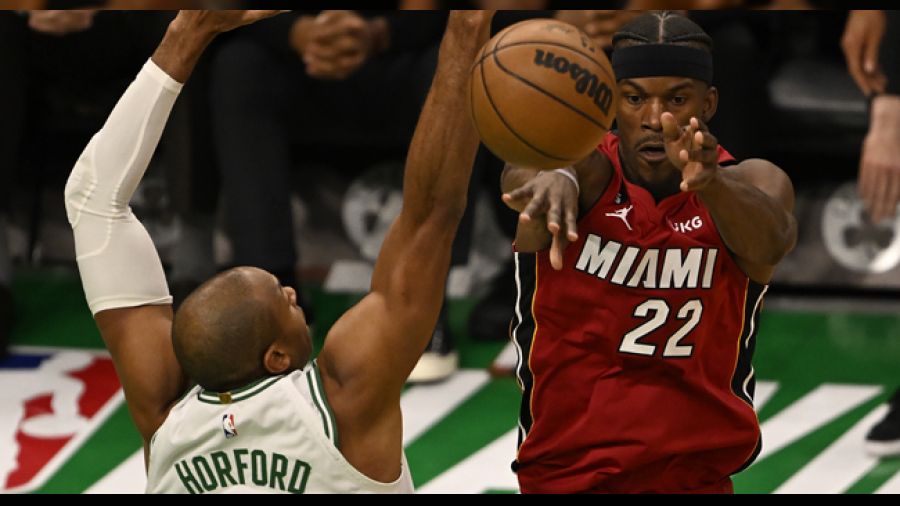 Do�u finaline Miami Heat iyi ba�lad�