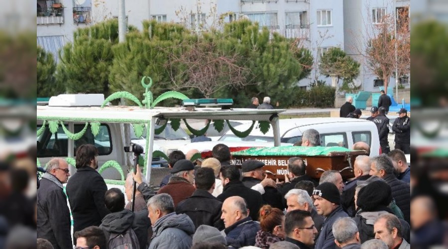 Doktor bile bu işi yapıyorsa!