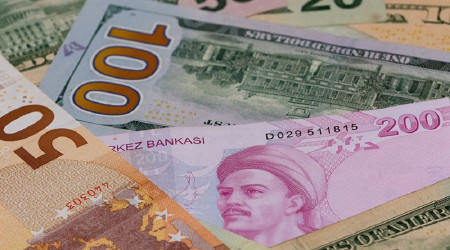 Dolar 15 TL sınırında