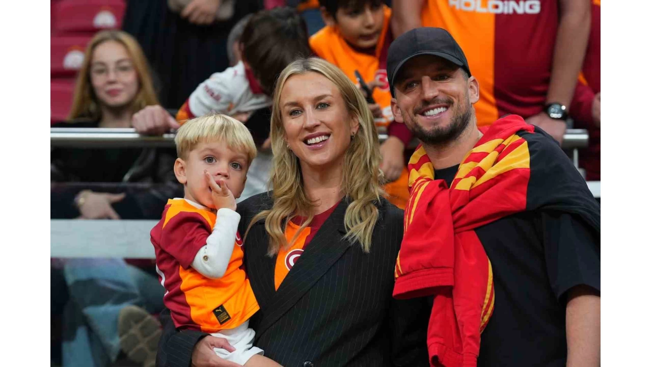 Dries Mertens ve ailesi, RAMS Park'ta