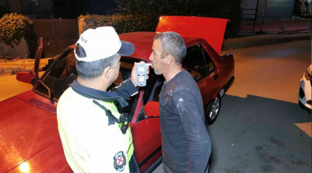 Ehliyetsiz, alkollü ve uyanık sürücüden şok sözler