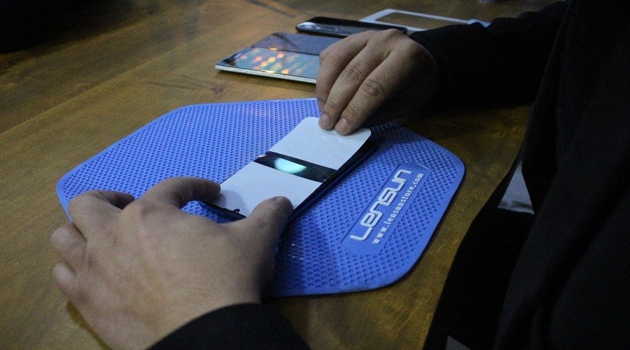 Ekran koruyucu değiştirmeye son