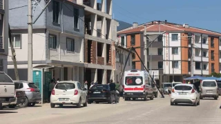 Elektrik akımına kapılıp inşaattan düşerek öldü