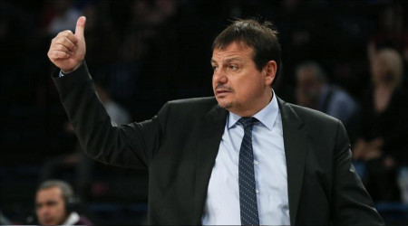 Ergin Ataman sert çıktı
