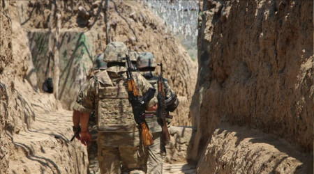 Ermenistan'dan Azerbaycan mevzilerine saldırı