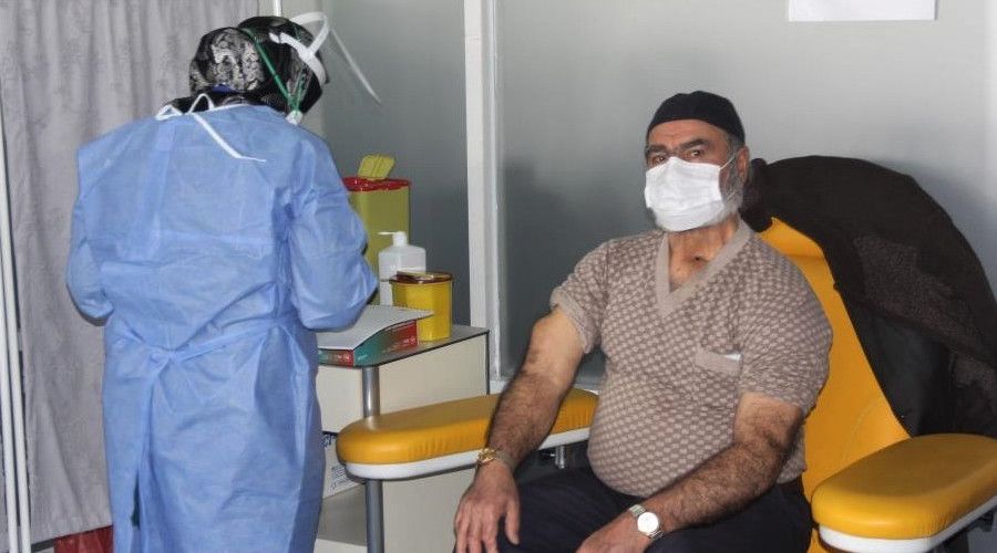 Erzincan'�n t�m il�elerinde Biontech a��s� uygulanmaya ba�land�