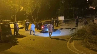 Esenyurt'ta hareketli dakikalar... Uzun namlulu silahla tekel bayisi kurunlayp polisten katlar