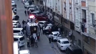 Esenyurt'ta kanl� pusu: Kur�un ya�muruna tuttular