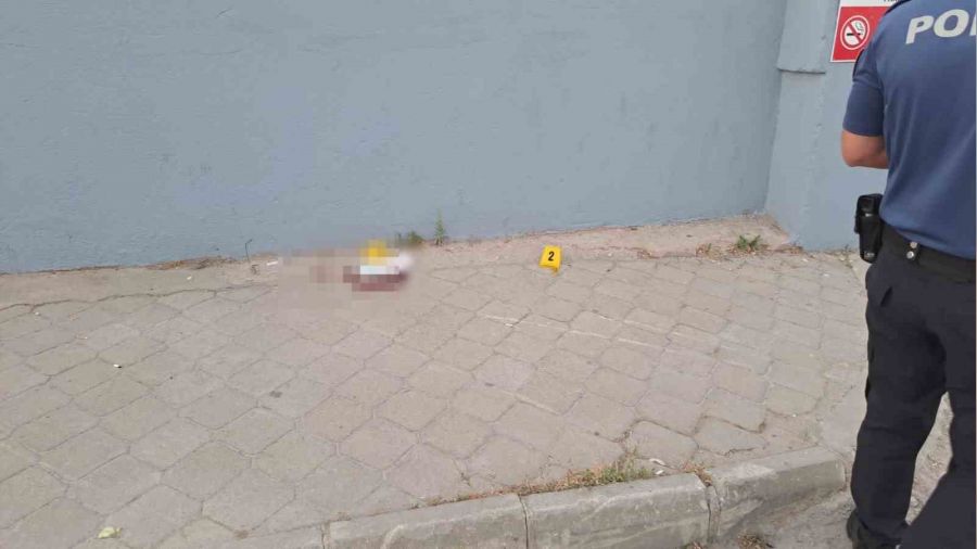 Eski sevgilisi tarafından vurulan adam hayatını kaybetti