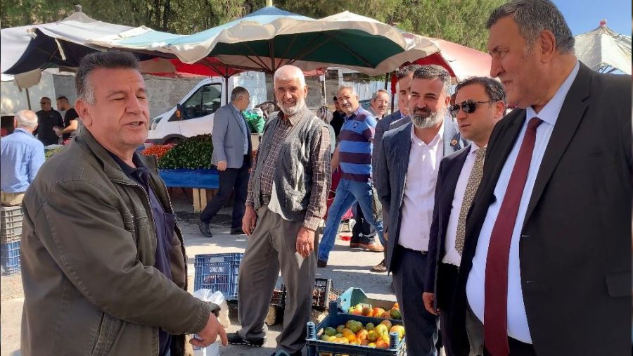 'Esnaf satam�yor vatanda� alam�yor'