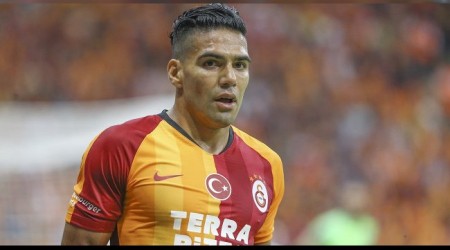 Falcao Galatasaray’da kalıyor
