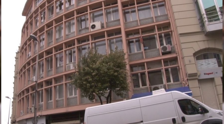 Fatih'te Hintli i� adam�na suikast giri�imi