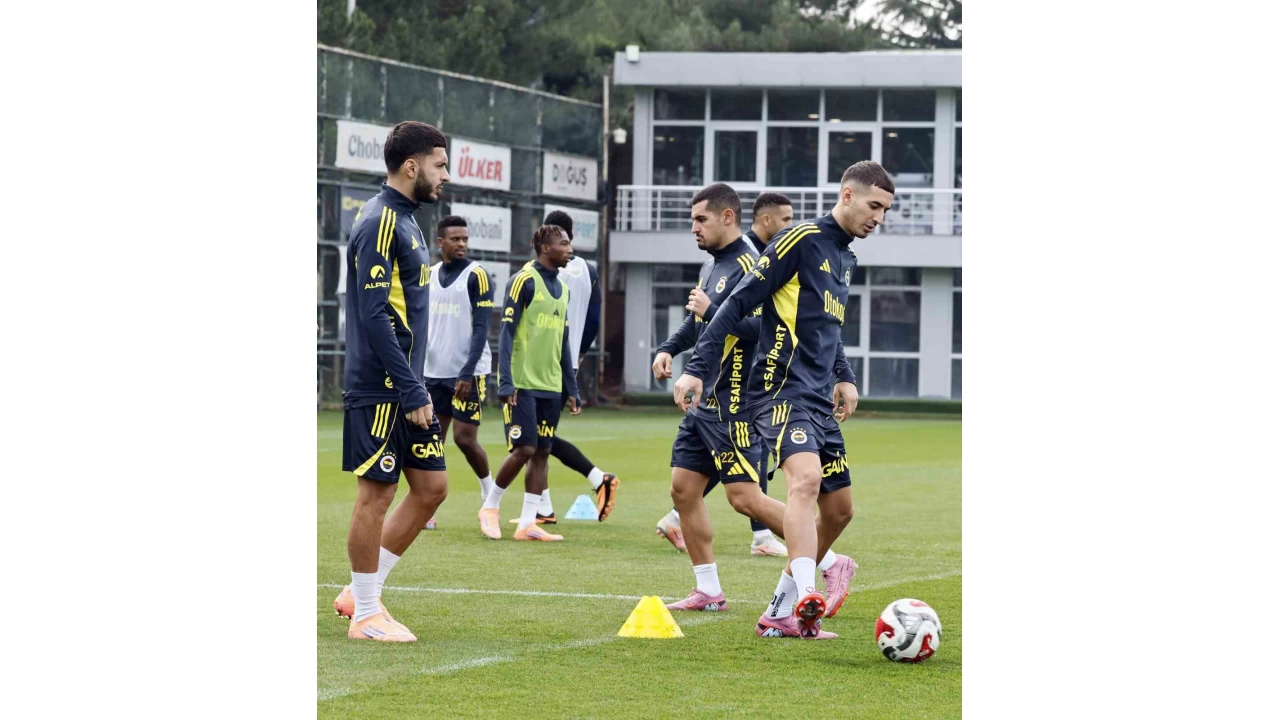 Fenerbahçe, Beşiktaş derbisi hazırlıklarına devam etti