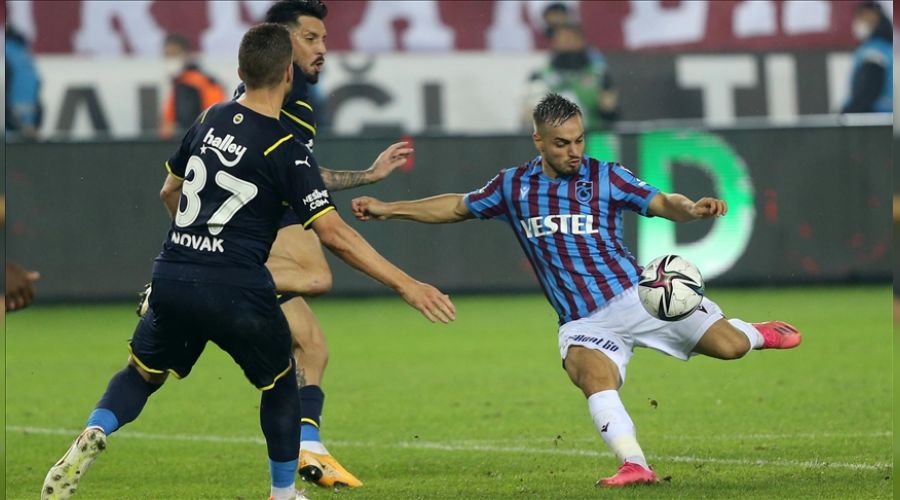 Fenerbahçe lidere sürpriz peşinde