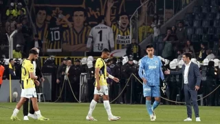 Fenerbahe, son 4 haftaya 8 puan geride giriyor