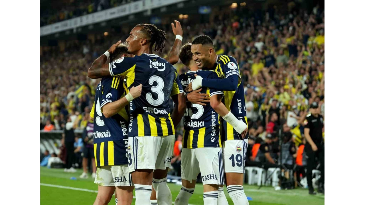 Fenerbahe, Trabzonspor'u st ste 4. mata yendi
