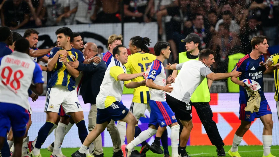 Fenerbah�e�den UEFA taarruzu