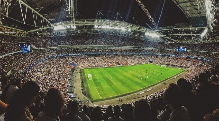 Futbol seyircisine; seyirci takımına kavuşuyor
