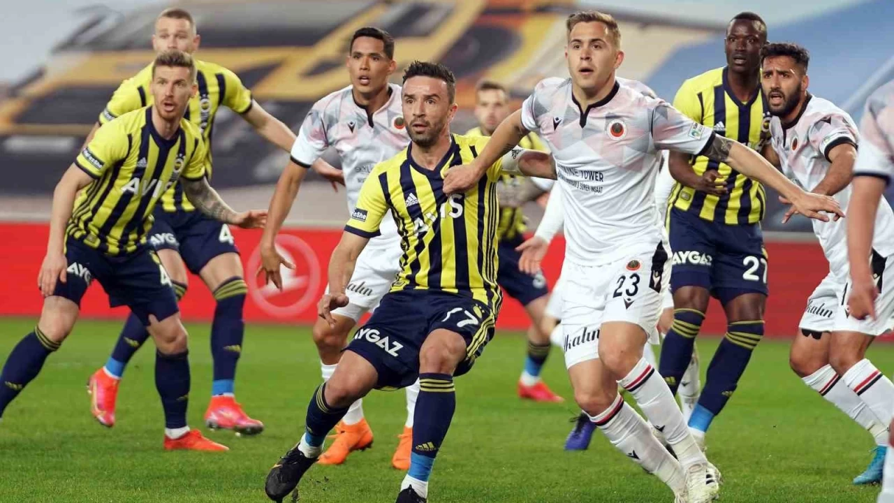 Gen�lerbirli�i ile Fenerbah�e 95. randevuda