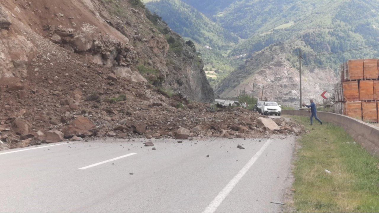 G�m��hane'de heyelan