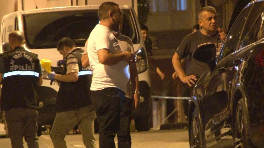 Güngören'de cadde üzerinde silahlı saldırı: 1 yaralı