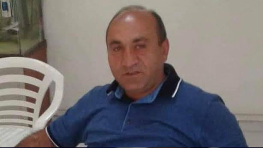 Halı sahada maç yaparken kalp krizi geçirdi
