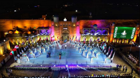 Halk Dansları topluluğu Özbekistan'da 3. oldu