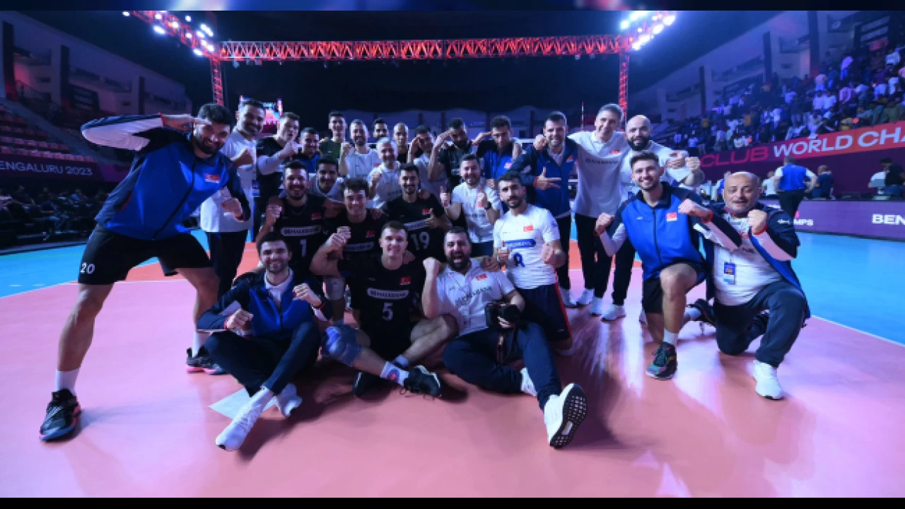 Halkbank'tan final yolunda büyük adım