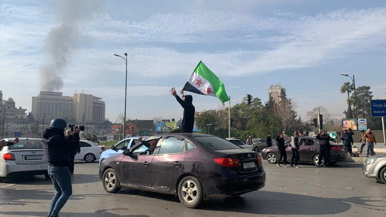 Hamas: Suriye halknn zgrle ulamadaki baarsn kutluyoruz