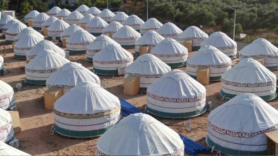 Hatay'daki Kırgız çadırları, vatandaşların yeni yuvası oldu