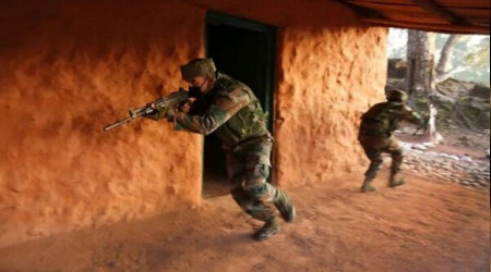 Hindistan'da askeri üstte çatışma: 4 ölü