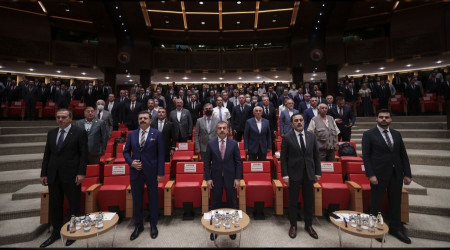 Hisarcklolu eletirdi, Kavcolu dinledi