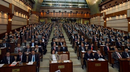 İBB Meclisinden gazetelere büyük destek